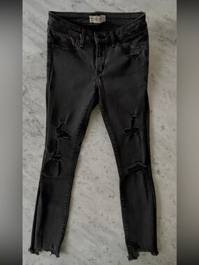 Abercrombie & Fitch mid rise super skinny ankle Black washed denim.